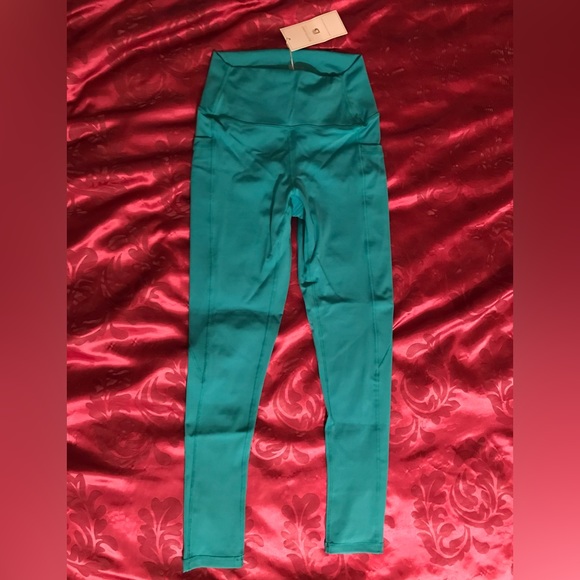 BNWT Buffbunny Luna Leggings- Bora Bora - Picture 8 of 11